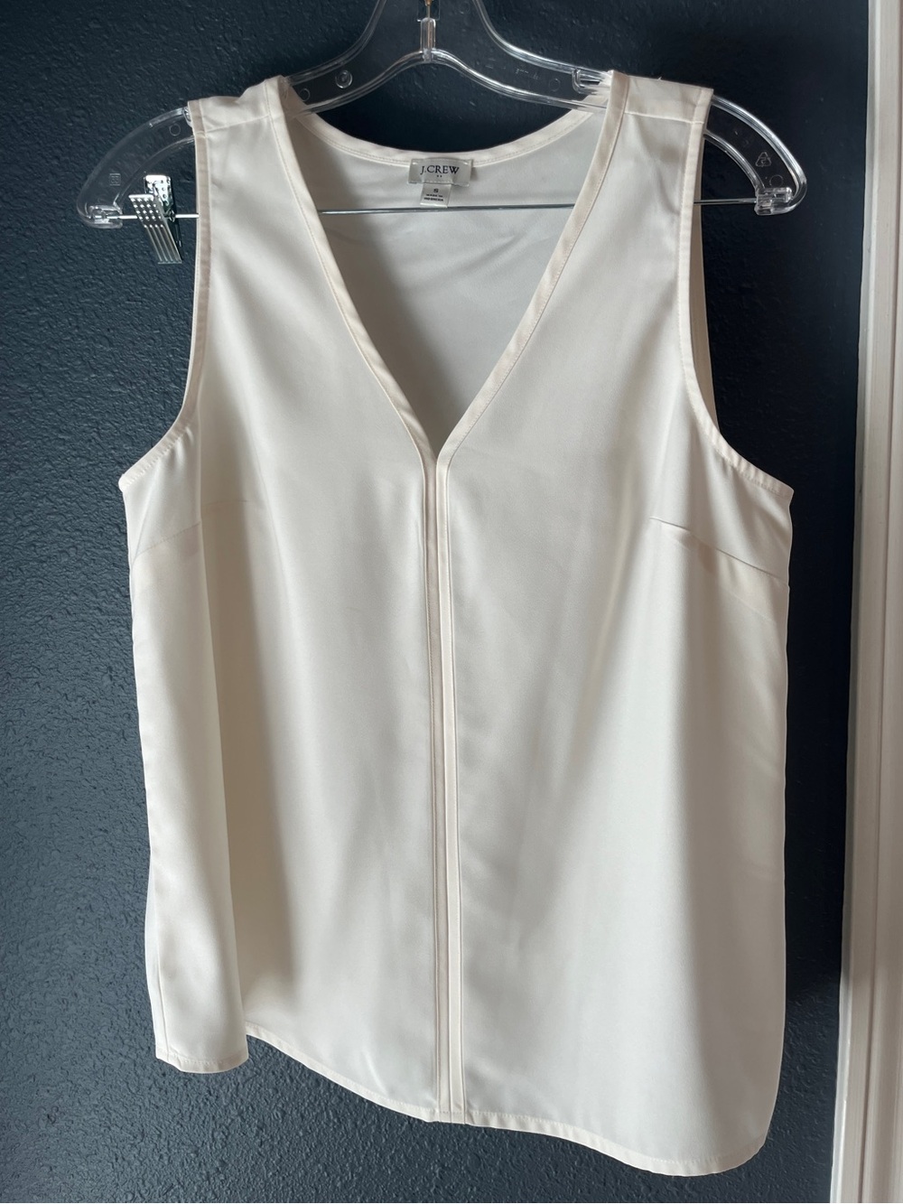J. Crew Women’s White V-Neck Sleeveless Top